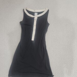 Billy Reid Charcoal Grey  Cotton Boatneck Dress with Cream Trim, buttons. Cute